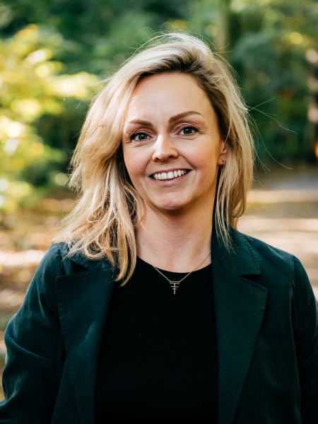 Alexandra Garton